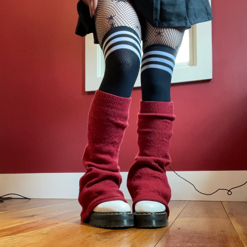 Red Star Leg Warmers - Urban Outfitters